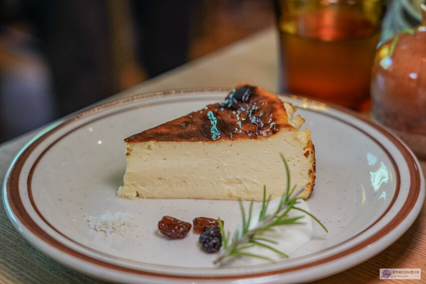 日本伊東美食,森林裡的秘密咖啡廳!三明治與咖啡,品質卓越。