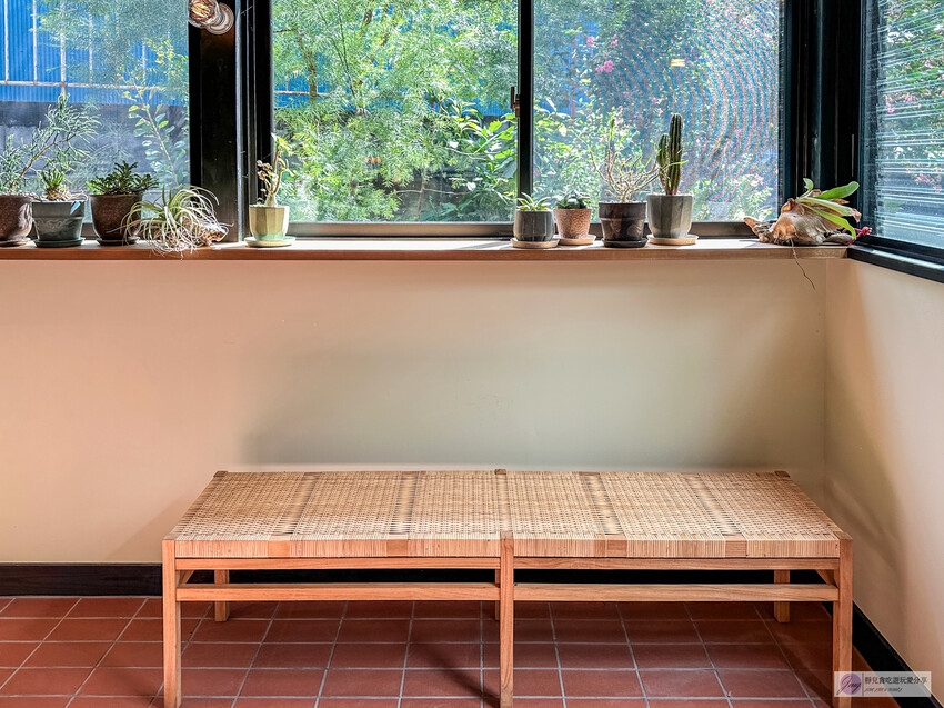 日本伊東美食,森林裡的秘密咖啡廳!三明治與咖啡,品質卓越。