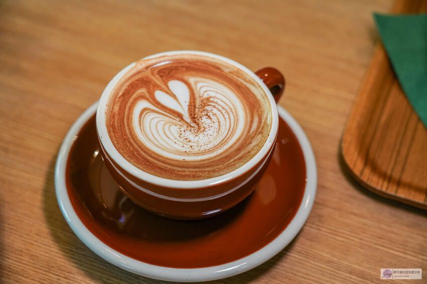 日本伊東美食,森林裡的秘密咖啡廳!三明治與咖啡,品質卓越。