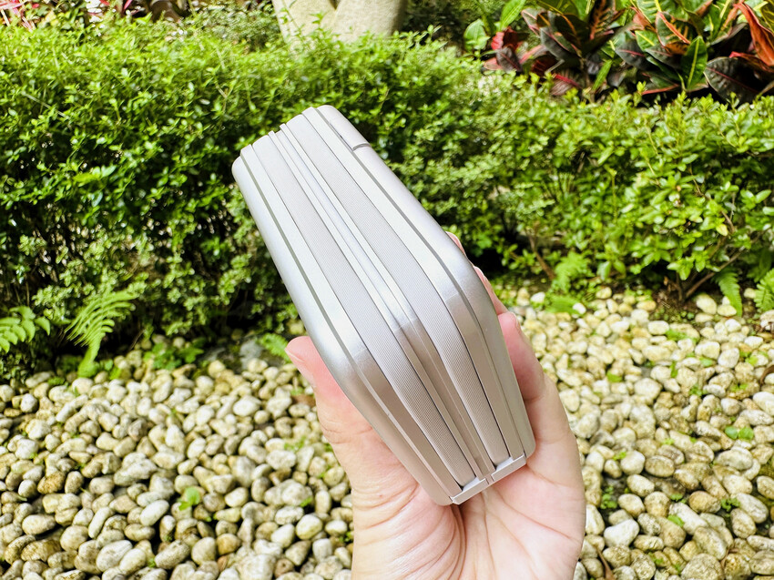 【LaPO】旅行出遊必備好物開箱│超進化八合一無線快充行