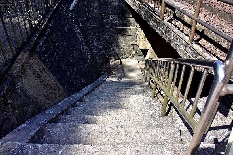 三貂嶺車站行人地下道