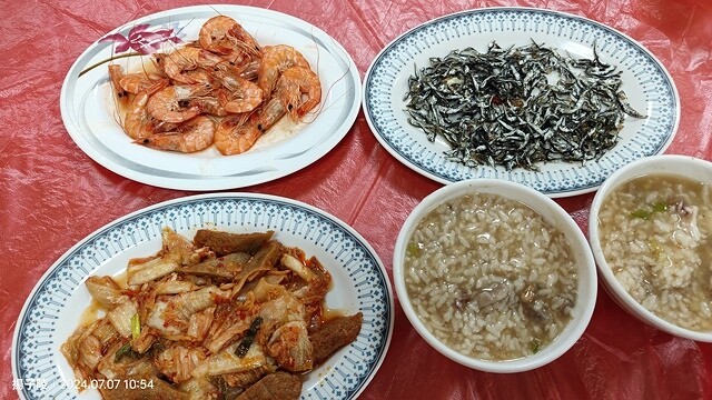 2024澎湖嘉義4日遊｜鐘記燒餅北辰店，招牌干貝蔥蛋加油條｜