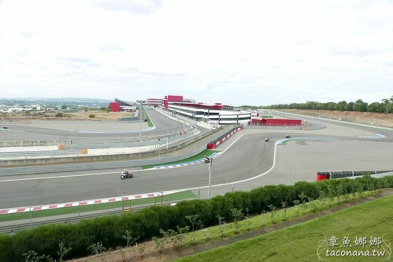 新北市烏來區【新店烏來景點】雲仙樂園  搭乘空中纜車才能抵達的美麗樂園，猶如世外桃源！烏來瀑布頂端源頭景色一覽無遺