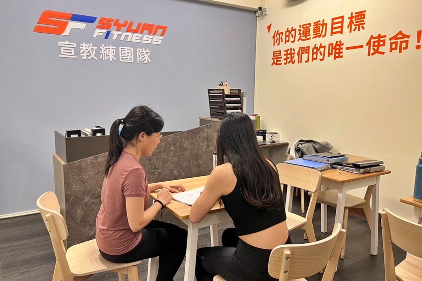 健身小白也不怕!台中健身房私人教練一對一、一對二教學,女性友善更貼心!