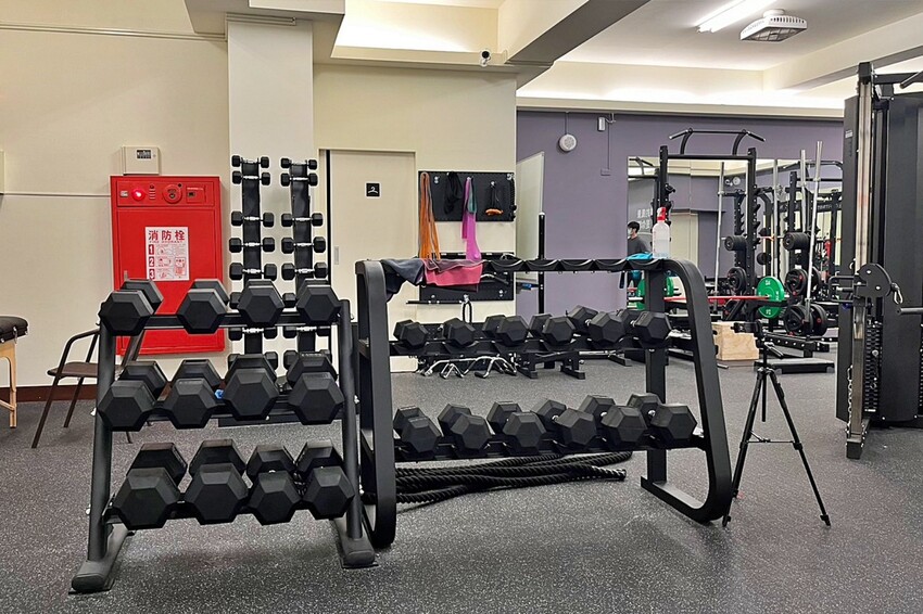 健身小白也不怕!台中健身房私人教練一對一、一對二教學,女性友善更貼心!