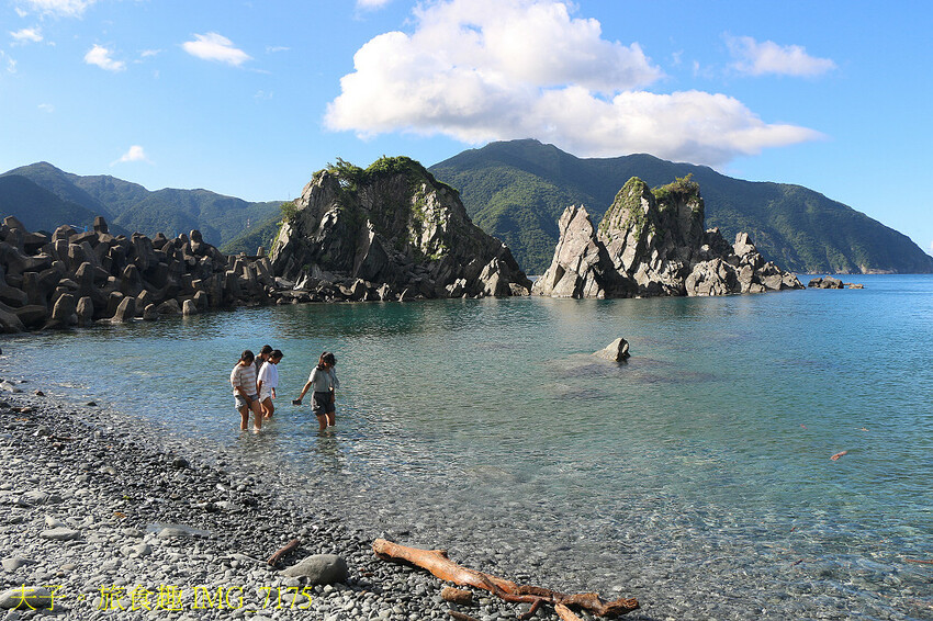 南澳鄉多元旅遊 溯溪 X 懶人露營 X 泰雅文化 南澳鄉多元旅遊 溯溪 X 懶人露營 X 泰雅文化