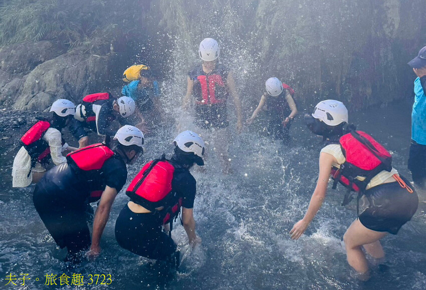 南澳鄉多元旅遊 溯溪 X 懶人露營 X 泰雅文化 南澳鄉多元旅遊 溯溪 X 懶人露營 X 泰雅文化