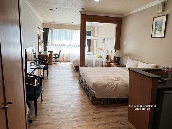 台中市西區【台中。西區】近審計新村、勤美草悟道親民住宿．福爾摩沙草悟道酒店