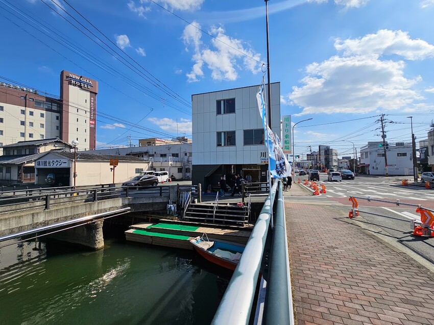 日本[旅遊]福岡 乘坐小舟悠遊柳川 欣賞獨特美景 不時船夫還會有唱經典童謠 悠閒享受難得自在時光~下船後周邊景