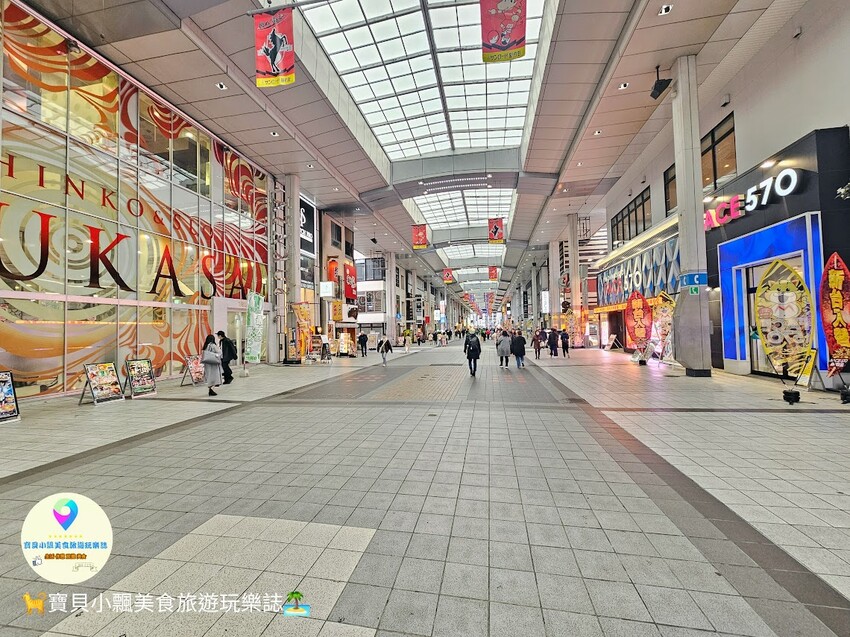 日本[旅遊]日本 熊本 新市街商店街 下通商店街 上通商店街 超寬敞的商店街走道 逛街購物吃美食 讓你悠閒一站購