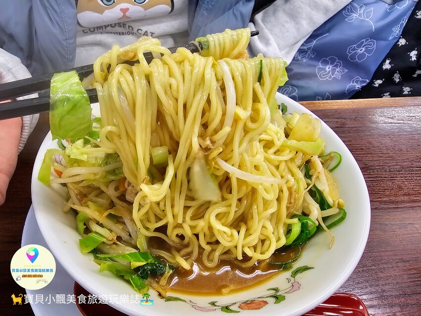 日本[食]日本 熊本 下通商店街 餃子の王將 新鮮的國產食材 料好實在 煎餃搭上沾醬 好吃不膩超對味