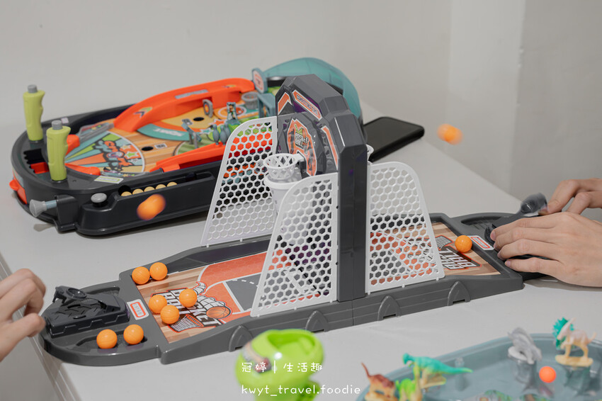 台北文化幣推薦_飛鷹桌遊，一小時不到25元，數百款桌遊玩到飽