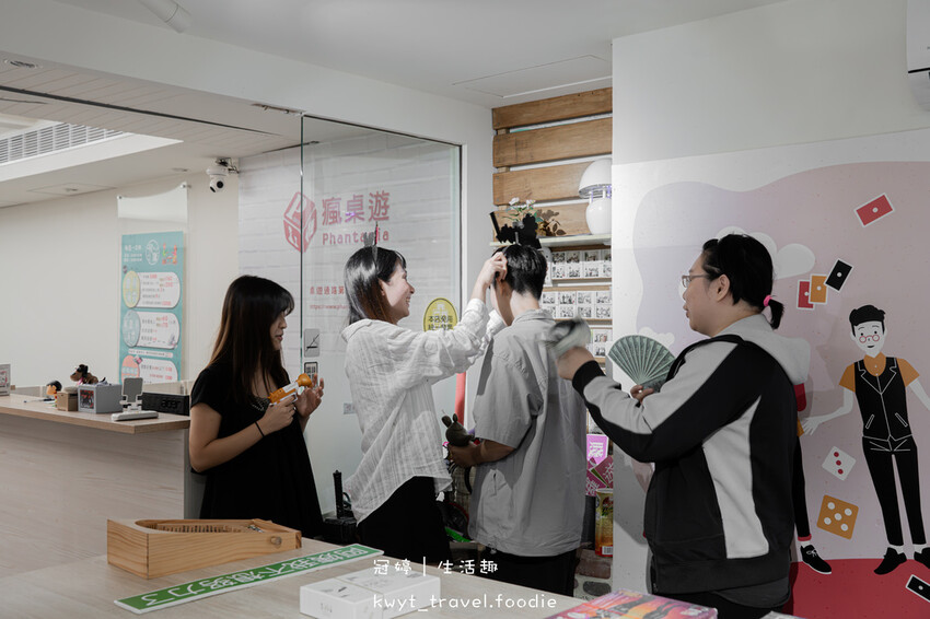 台北文化幣推薦_飛鷹桌遊，一小時不到25元，數百款桌遊玩到飽