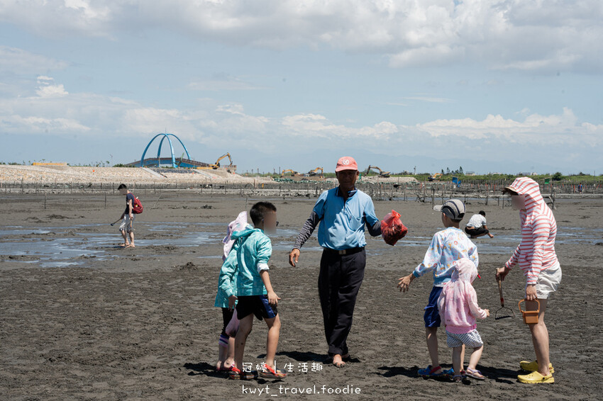 彰化親子景點_彩雲王功潮間帶之旅,200元蚵仔吃到飽,一票暢 彰化親子景點_彩雲王功潮間帶之旅,200元蚵仔吃到飽,一票暢