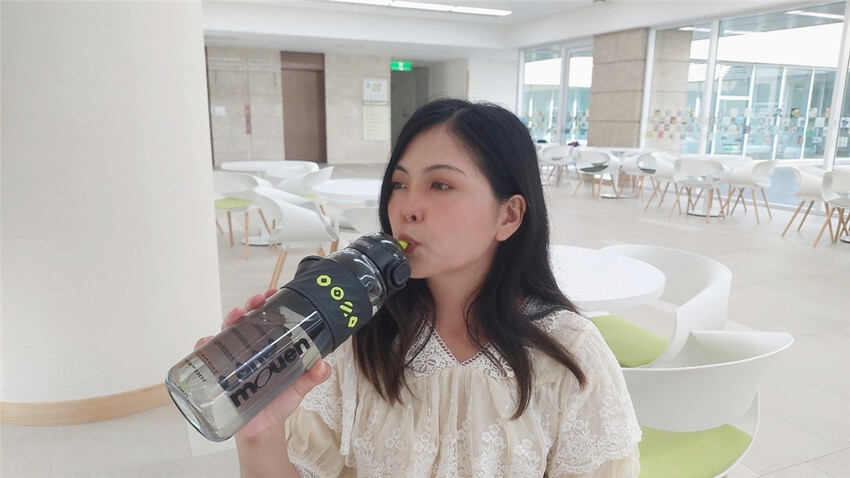 居家生活｜【LANE MOUEN 覽萌】 運動雙飲水壺 11