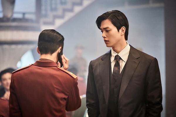 9-絕地逃生_新聞稿照04_李帝勳稱宋江本人完全就像是「撕漫男」非常帥氣! 9-絕地逃生_新聞稿照04_李帝勳稱宋江本人完全就像是「撕漫男」非常帥氣!