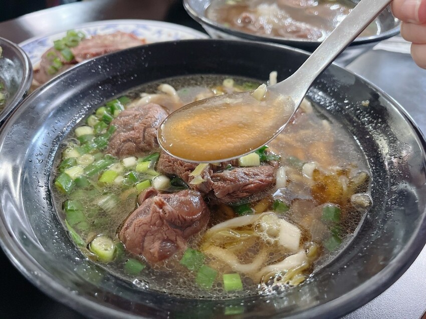 澎湖縣白沙鄉澎湖三天兩夜這樣玩！澎湖在地美食、景點懶人包，鮮蚵吃到飽500元有找！