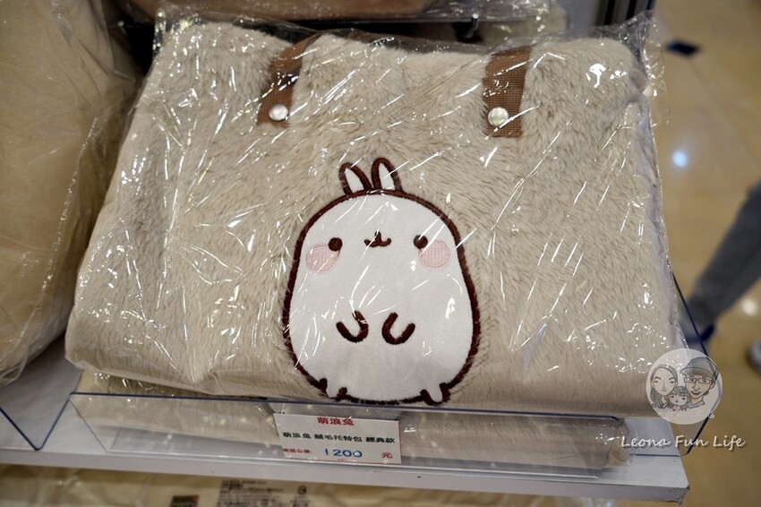 台中市北區2024中友動漫祭第二彈開跑!!3米高小海豹，還有名偵探柯南100萬美元的五陵星日版限量商品喔!