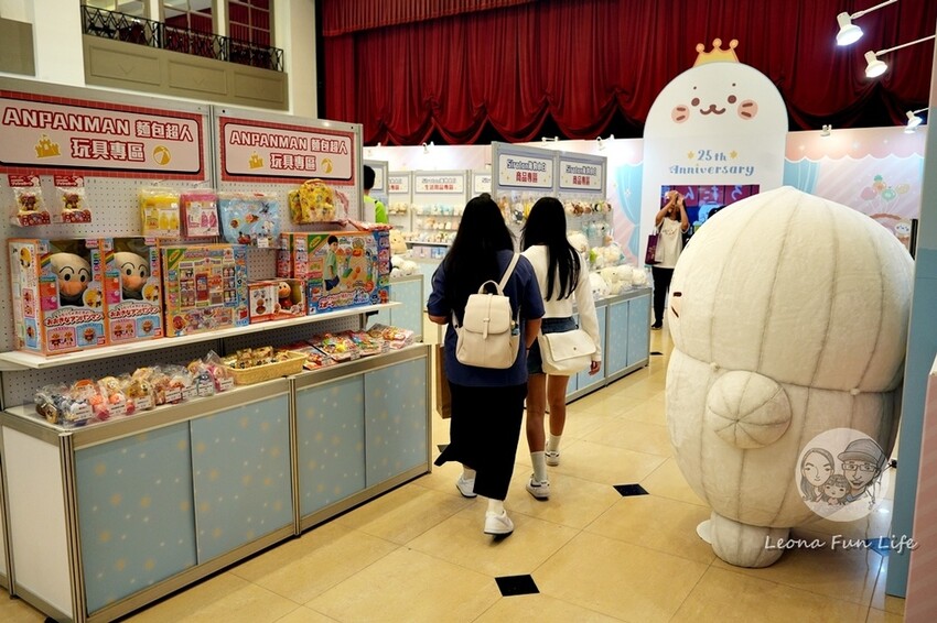 台中市北區2024中友動漫祭第二彈開跑!!3米高小海豹，還有名偵探柯南100萬美元的五陵星日版限量商品喔!