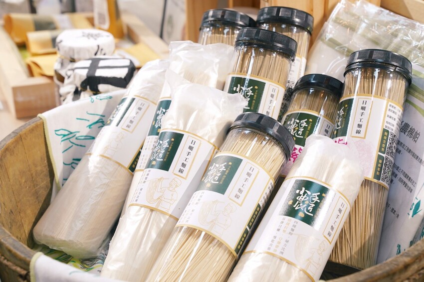 桃園平鎮 天光雜貨店 匯聚客家小農美食、手感技藝、文創商品的質感店舖