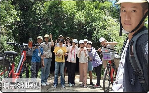 高雄市六龜區【高雄六龜】生態人文品茗一日遊☆新威森林公園(桃花心木步道)x十八羅漢山服務區x檳榔屋餐廳x六山十八工作站