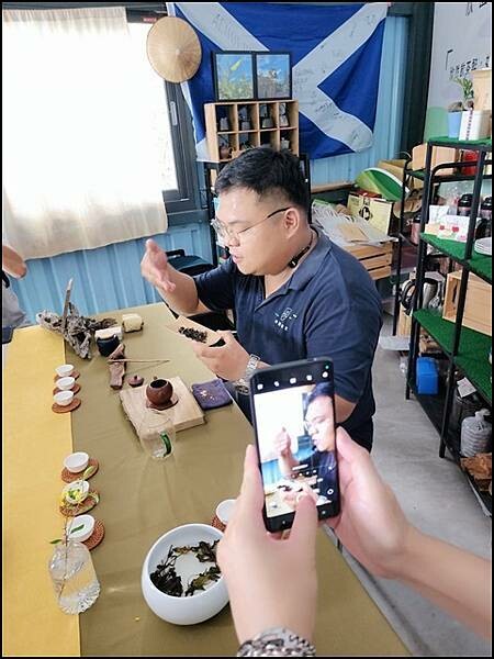 高雄市六龜區【高雄六龜】生態人文品茗一日遊☆新威森林公園(桃花心木步道)x十八羅漢山服務區x檳榔屋餐廳x六山十八工作站