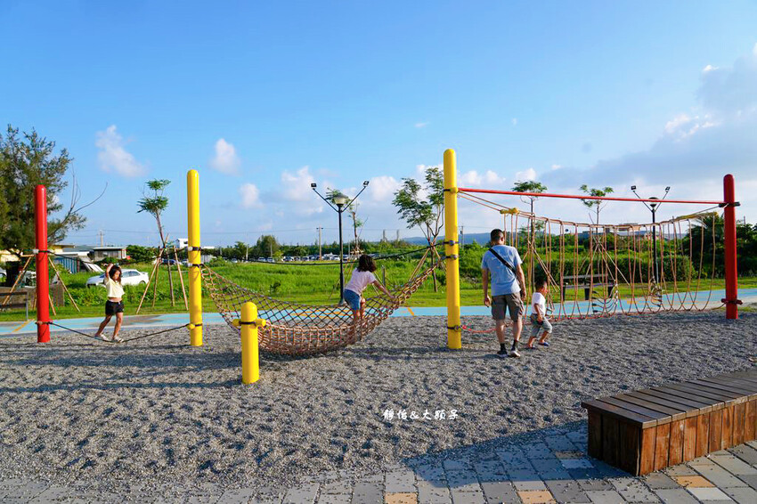 車城共融遊戲場,洋蔥大福9米高造型溜滑梯、攀爬網,屏東親子景