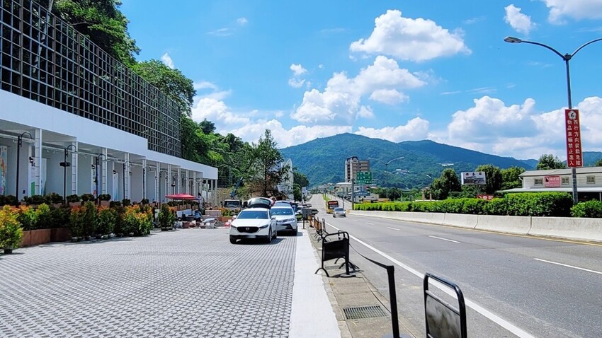 南投縣埔里鎮全台最美休息聚落”日月町複合式商場”暑假8/1日盛大開幕！絕美純白建築引進日本蔦屋書店、在地品牌以及東京