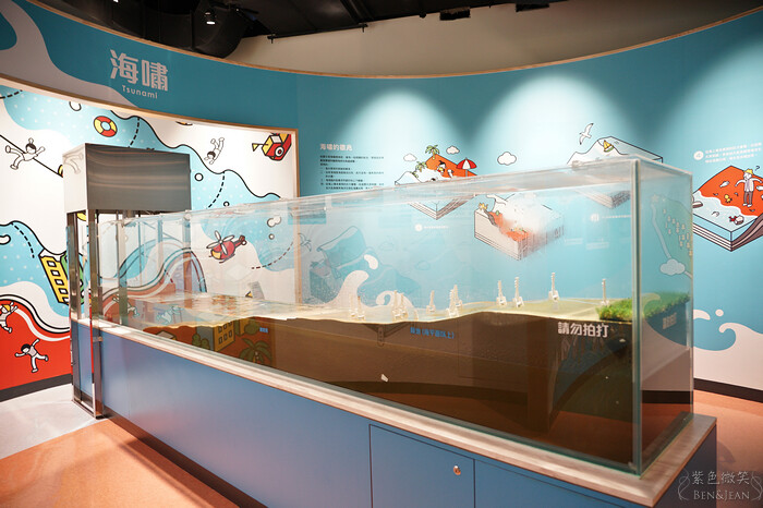 桃園市八德區桃園防災教育館》室內免費入場當一日小小消防員羅伊，多元的互動體驗、充滿了娛樂性與知識性