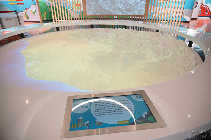 桃園市八德區桃園防災教育館》室內免費入場當一日小小消防員羅伊，多元的互動體驗、充滿了娛樂性與知識性