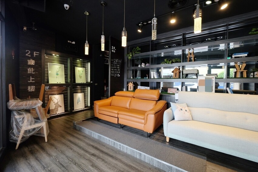 億家具批發倉庫 新莊店|30年老字號 MIT家具工廠直營 價格透明客製化服務 新北家具賣場推薦|西莉亞玩樂人生 億家具批發倉庫新莊店