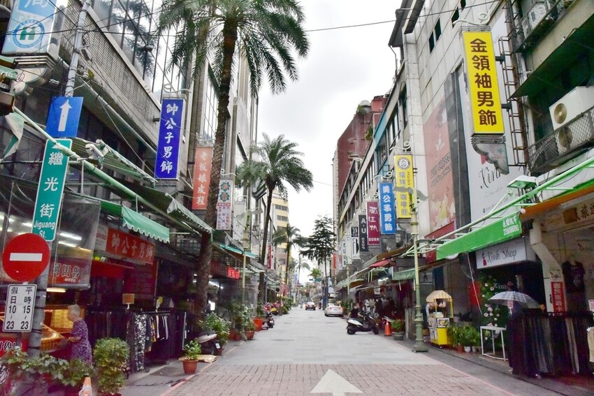 走讀臺中舊城-穿越百年時光｜新太陽堂餅店DIY 歷史建築 百