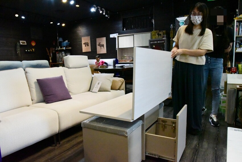 億家具批發倉庫 新莊店|30年老字號 MIT家具工廠直營 價格透明客製化服務 新北家具賣場推薦|西莉亞玩樂人生 022.jpg