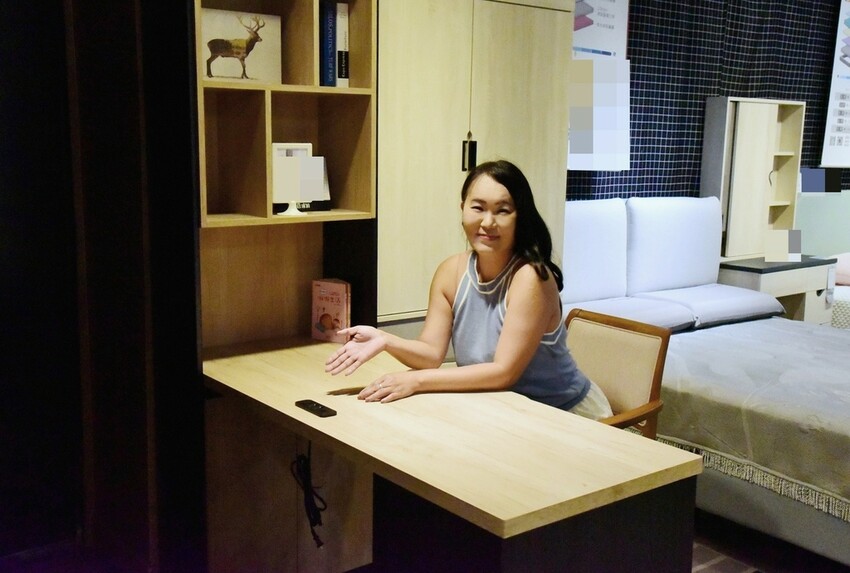 億家具批發倉庫 新莊店|30年老字號 MIT家具工廠直營 價格透明客製化服務 新北家具賣場推薦|西莉亞玩樂人生 億家具批發倉庫新莊店