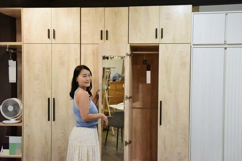 億家具批發倉庫 新莊店|30年老字號 MIT家具工廠直營 價格透明客製化服務 新北家具賣場推薦|西莉亞玩樂人生 億家具批發倉庫新莊店