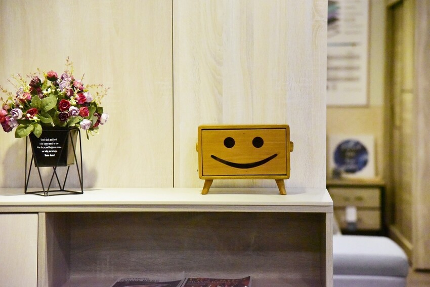 億家具批發倉庫 新莊店|30年老字號 MIT家具工廠直營 價格透明客製化服務 新北家具賣場推薦|西莉亞玩樂人生 億家具批發倉庫新莊店