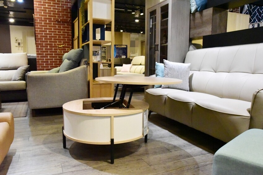 億家具批發倉庫 新莊店|30年老字號 MIT家具工廠直營 價格透明客製化服務 新北家具賣場推薦|西莉亞玩樂人生 億家具批發倉庫新莊店