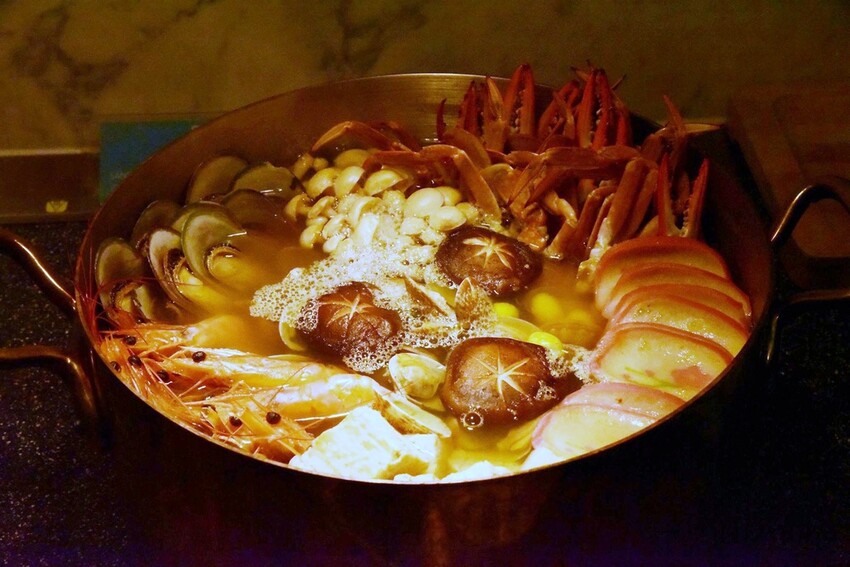 台中住宿推薦｜台中李方艾美酒店 萬豪集團五星級酒店 寬敞舒適