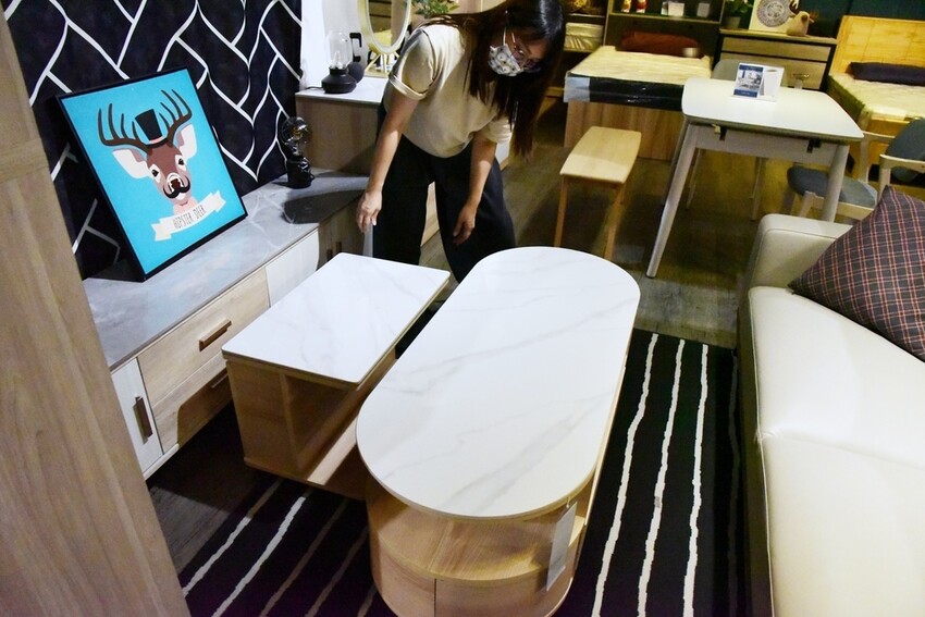 億家具批發倉庫 新莊店|30年老字號 MIT家具工廠直營 價格透明客製化服務 新北家具賣場推薦|西莉亞玩樂人生 億家具批發倉庫新莊店