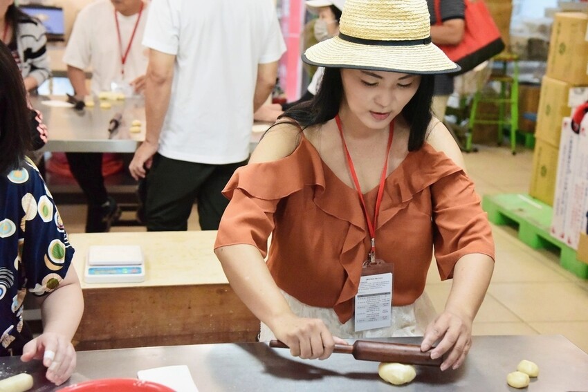 走讀臺中舊城-穿越百年時光｜新太陽堂餅店DIY 歷史建築 百