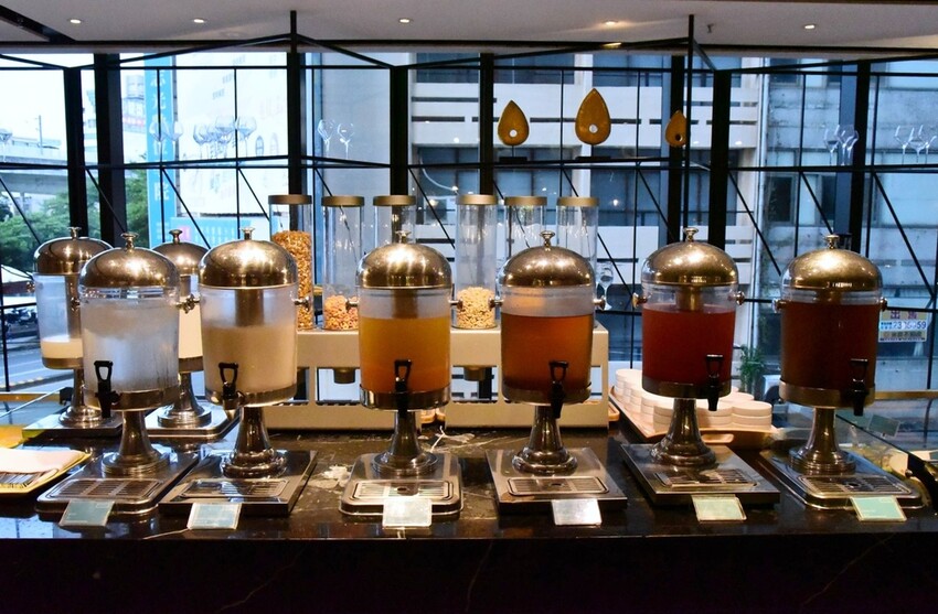 台中住宿推薦｜台中李方艾美酒店 萬豪集團五星級酒店 寬敞舒適