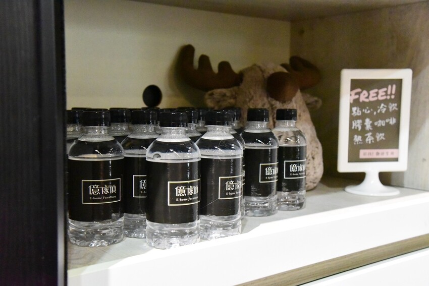 億家具批發倉庫 新莊店|30年老字號 MIT家具工廠直營 價格透明客製化服務 新北家具賣場推薦|西莉亞玩樂人生 億家具批發倉庫新莊店