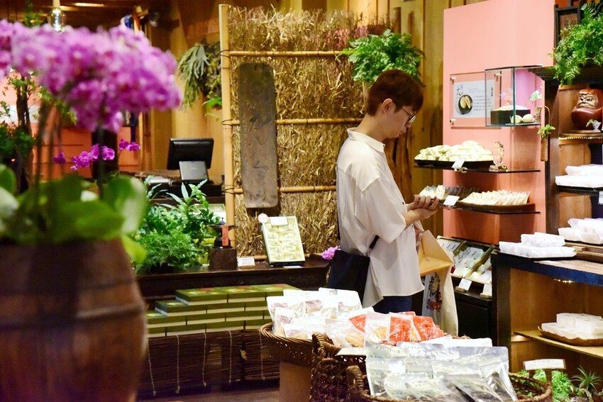 走讀臺中舊城-穿越百年時光｜新太陽堂餅店DIY 歷史建築 百