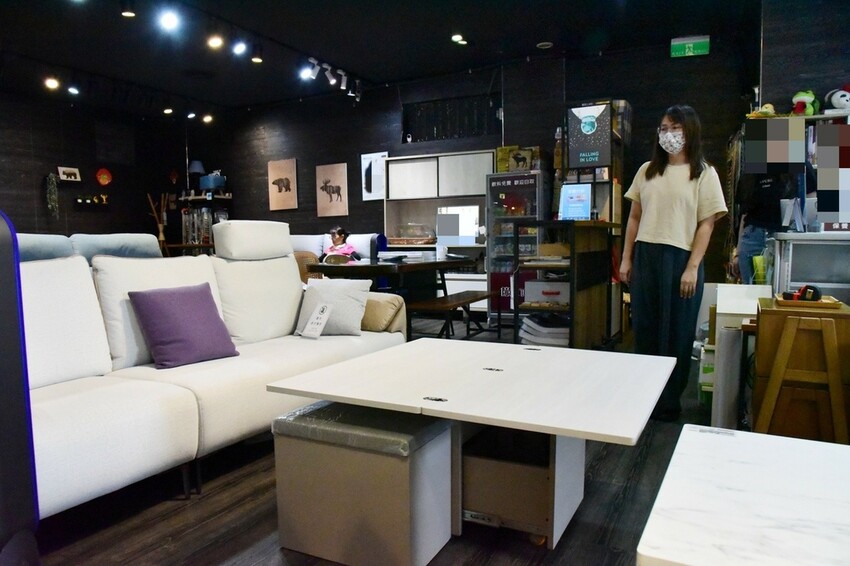 億家具批發倉庫 新莊店|30年老字號 MIT家具工廠直營 價格透明客製化服務 新北家具賣場推薦|西莉亞玩樂人生 021.jpg