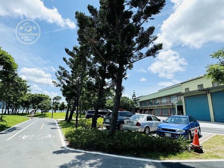 全新放風景點!270度賞河岸風光,八里左岸米倉無限公園 - 魚兒 x 牽手明太子的「視」界旅行