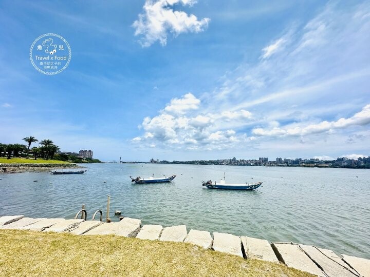 全新放風景點!270度賞河岸風光,八里左岸米倉無限公園 - 魚兒 x 牽手明太子的「視」界旅行