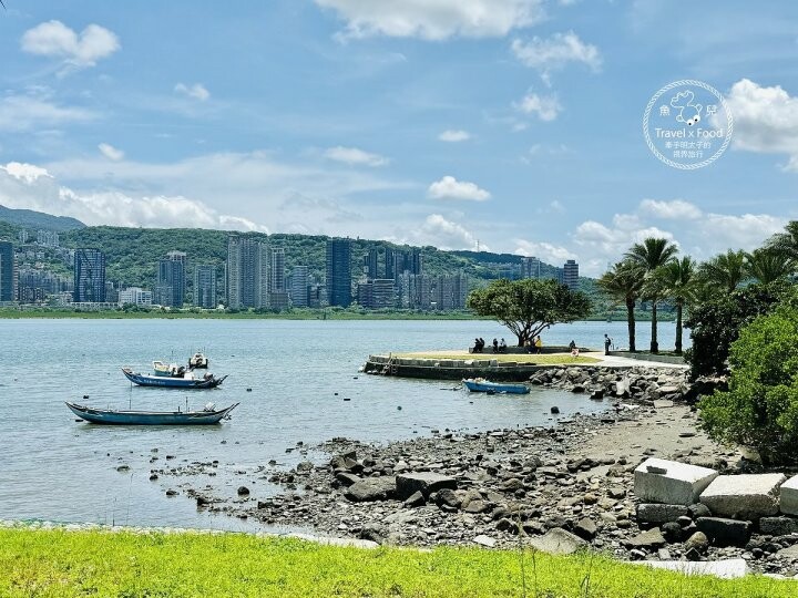全新放風景點!270度賞河岸風光,八里左岸米倉無限公園 - 魚兒 x 牽手明太子的「視」界旅行
