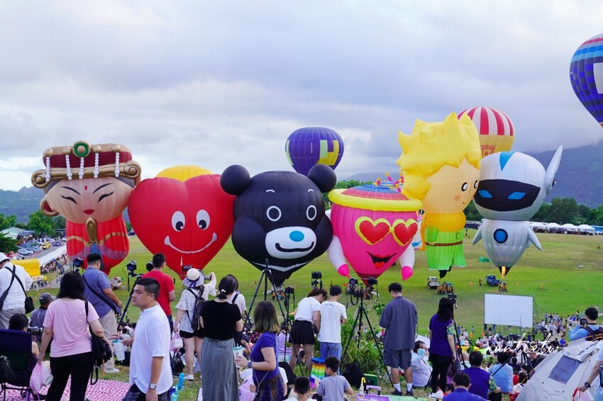 台東縣鹿野鄉【台東】鹿野高台｜2024台灣國際熱氣球嘉年華，光雕秀無人機，三麗鷗家族大集合！