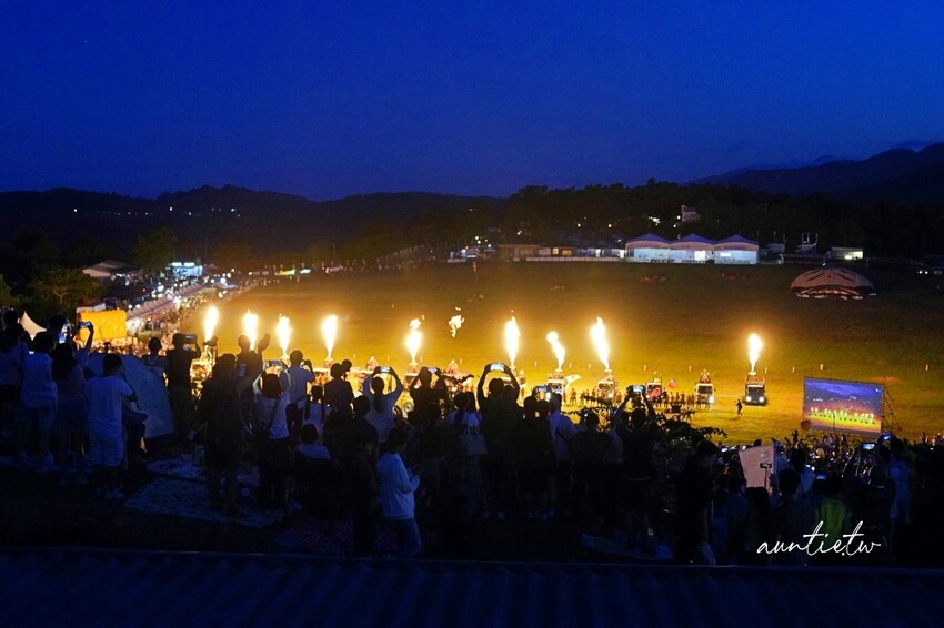 台東縣鹿野鄉【台東】鹿野高台｜2024台灣國際熱氣球嘉年華，光雕秀無人機，三麗鷗家族大集合！
