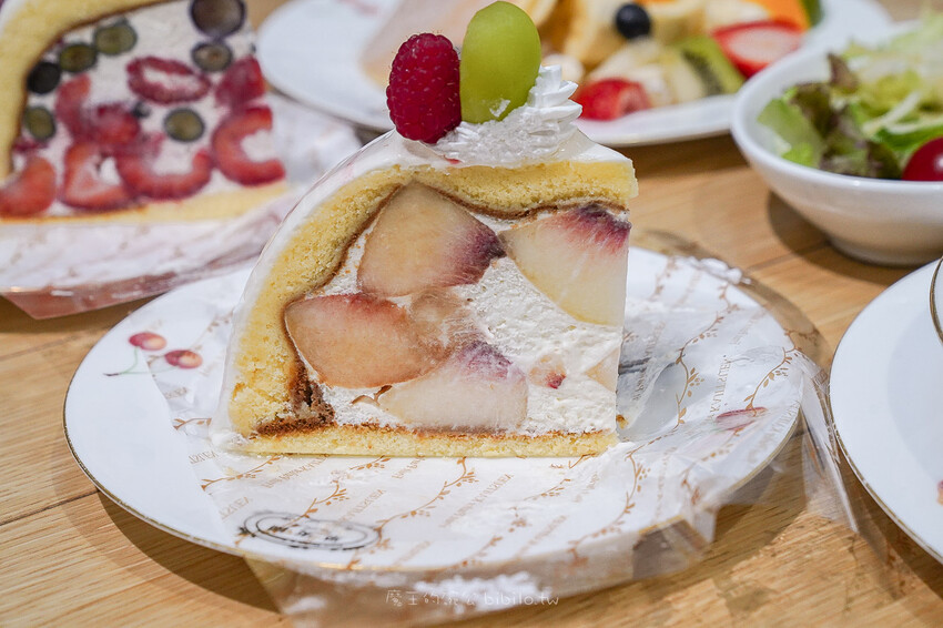 日本日本人氣甜點店 果實園リーベル 藤澤店 必吃圓頂水果蛋糕 滿滿水果超級滿足！